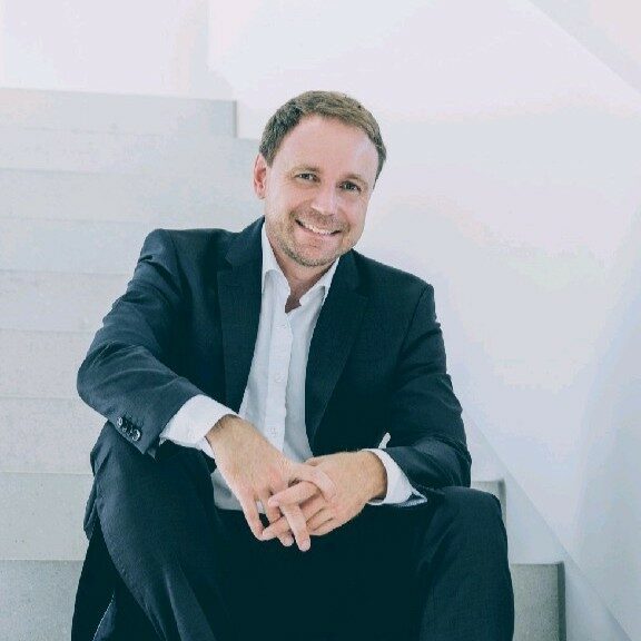 Dr. Hansjörg Schößer, CEO Dr. Mach GmbH & Co KG